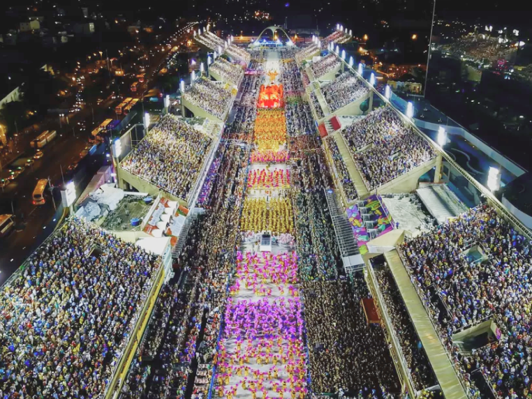 Camarote Quem O Globo Grupo Especial - 15/02